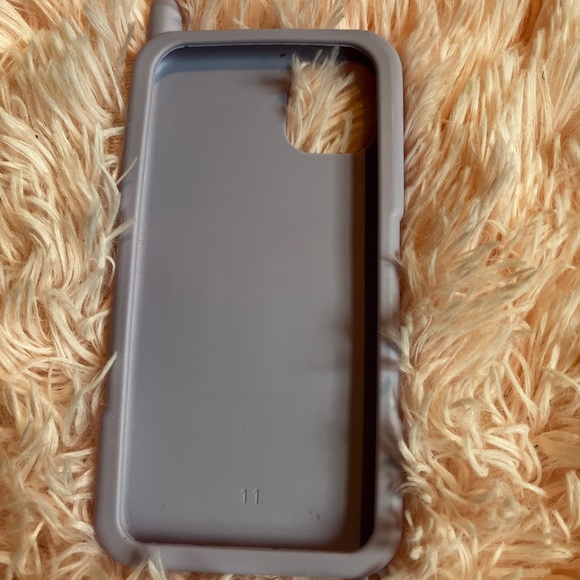 iPhone 11 phone case - Picture 3 of 3